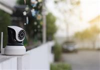 Mách bạn cách bảo quản camera vào mùa mưa